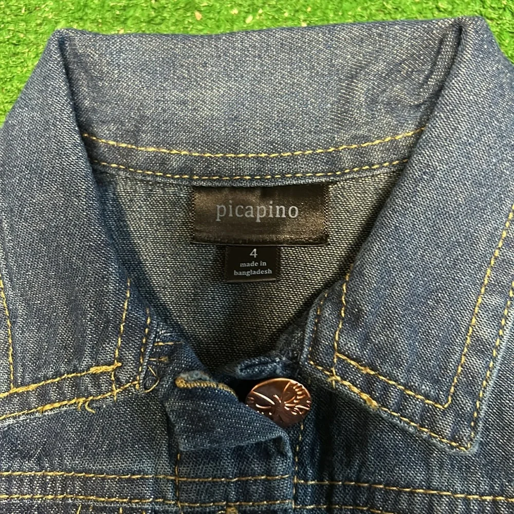 NWT Picapino girls size 4 lightweight jean button up jacket!